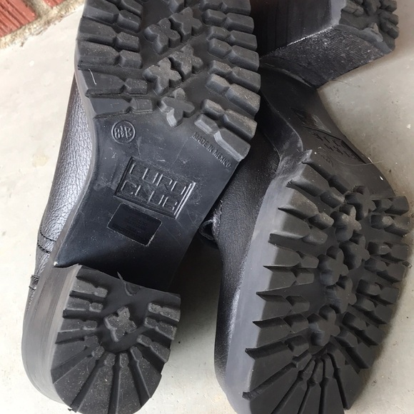 Euro Club Leather Lace Up Booties - Picture 8 of 9